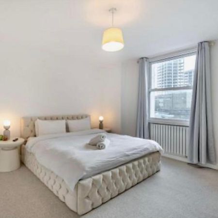Stunning 2 Bedroom Flat Camden Londra Esterno foto