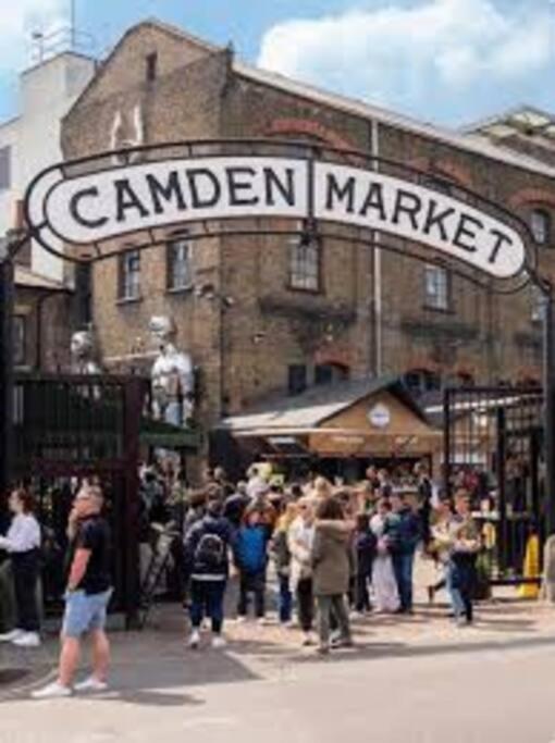 Stunning 2 Bedroom Flat Camden Londra Esterno foto